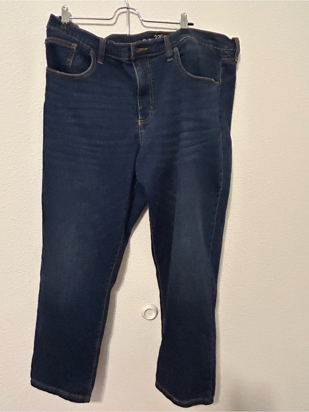 Universal Thread Women's Boyfriend Jeans - Dark Indigo